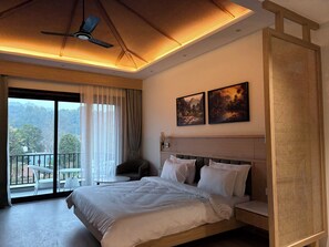 Desk, laptop workspace, free WiFi - Corbett Anandavana (Ramnagar)