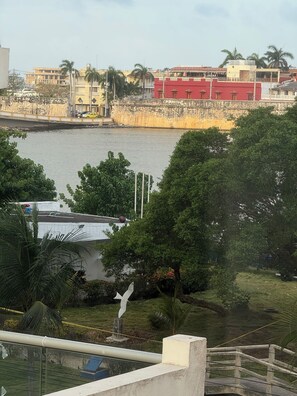 Property grounds - Gorgeous interior Design 3 bedrooms apt. Bay View. Walking distance to Old Town. (Cartagena de Indias)
