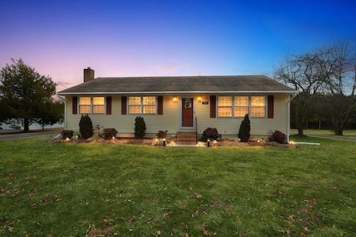 NEW! Relaxing 3BR Retreat Home Near Ocean City