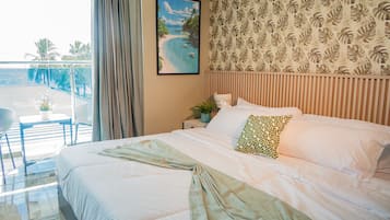 In-room safe, free WiFi