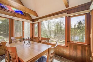 Dining - Riverside on Hopkins, waterfront with dock, 4 Bed, (Camden)