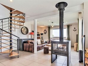 TV - Portivy by Interhome (Quiberon)