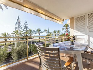 Outdoor dining - Costa Blanca by Interhome (Cambrils)