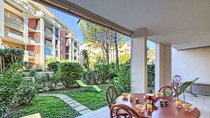 Unclassified image, 3 of 37, button - Les Calanques du Parc by Interhome (Saint Aygulf)