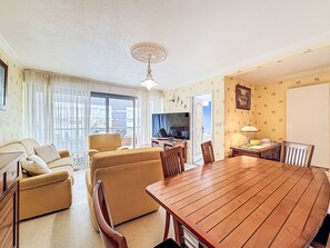 TV - Kérabus by Interhome (Quiberon)