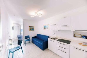 Living area - Casa Zarino is situaded in the Heart of Amalfi center. (Amalfi)