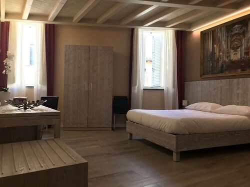 Palazzo Domanto Parma Apartments