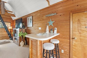 Interior - Golden Road Retreat: Dog Friendly | Fish Cleaning Station (Avon)