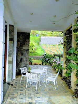 Outdoor dining - Pensive Villa - Nuwara Eliya (Nuwara Eliya)