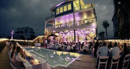 Luxurious Oceanfront 16-bedroom Private Home with Pool Holden Beach