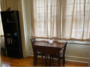 Interior - Quaint Condo in the historic Garden District. (New Orleans)