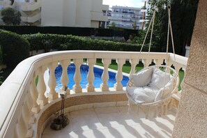 Pool - Spectacular apartment. 1 min walk to the beach. Private parking. (Badia de Xàbia)