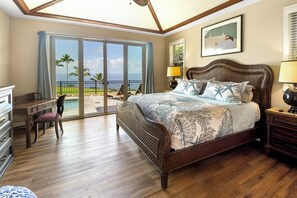 3 bedrooms, desk, iron/ironing board, travel cot - Oceanfront Home with Pool and Hot Tub (Kailua-Kona)