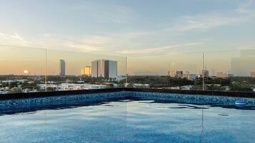 Alberca al aire libre