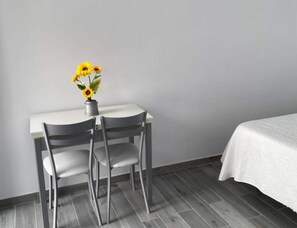 Dining - Stunning Couple Stay in the City Center (Conil de la Frontera)