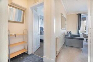 Living area - Holburn Lodge by Duthie Park Work Ready Fast Wi-fi (Aberdeen)