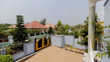 واجهة المنشأة