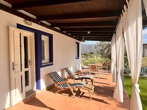Terrace/patio - casaVerdeMare charming detached villa Sardinia (Sardegna)