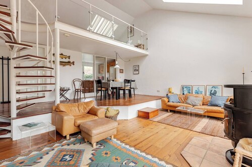 All Yours: Full Property Rental- Anam Arís