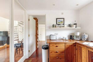 Interior - Full Property Rental - Anam Arís. 4BR/4BA home features a wood-burning stove. (Derreenmanus)