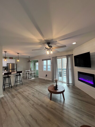 Hartwell Nest • 25 mins to Clemson • Next to Lake