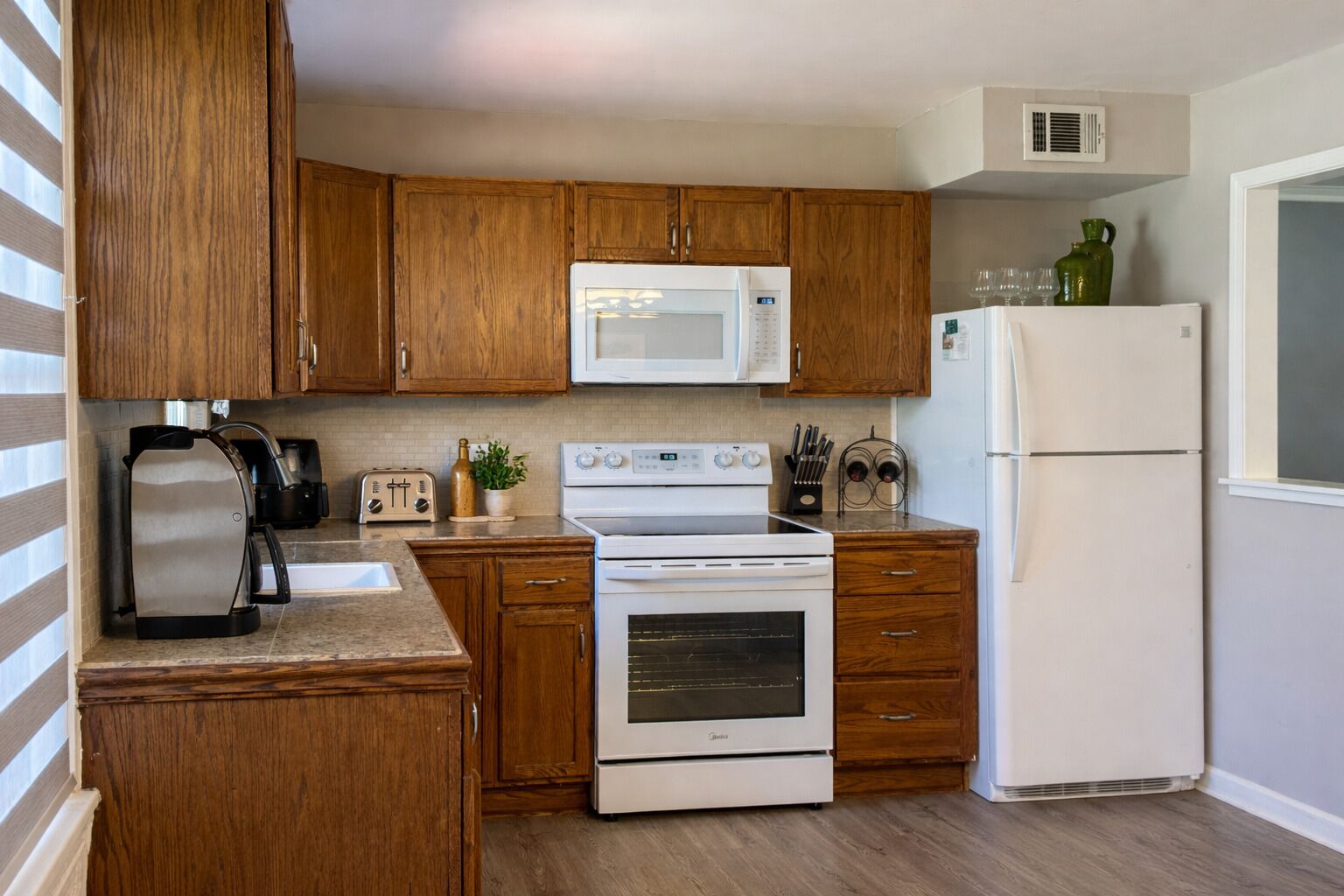 Microwave, oven, stovetop, dishwasher