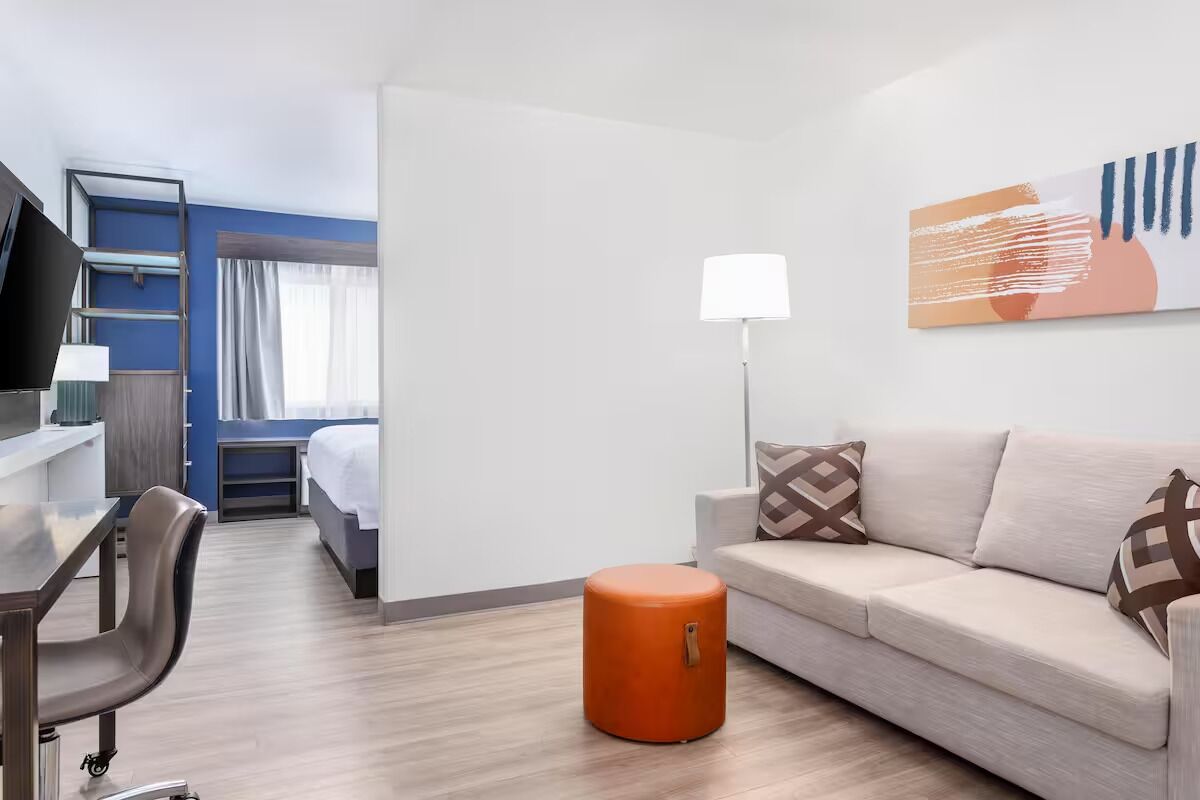 Fer et planche à repasser, Wi-Fi gratuit, draps fournis