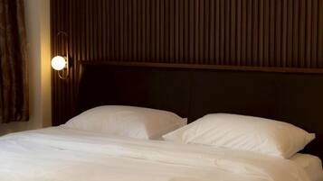 Schreibtisch, kostenloses WLAN