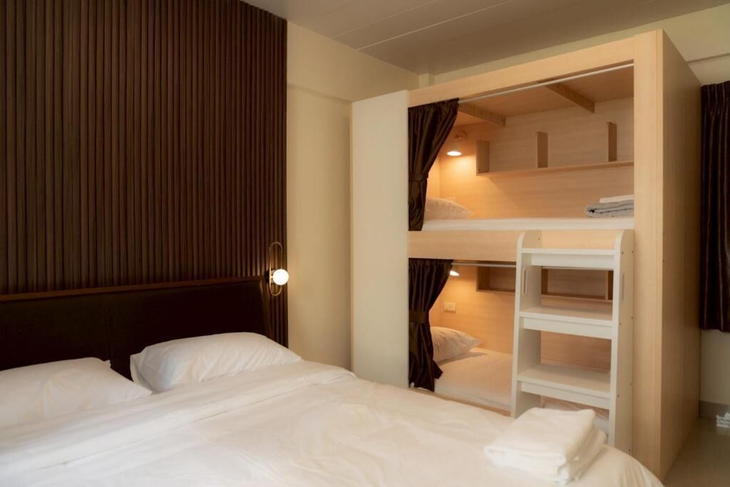 Family Suite, Balcony, City View | Desk, free WiFi