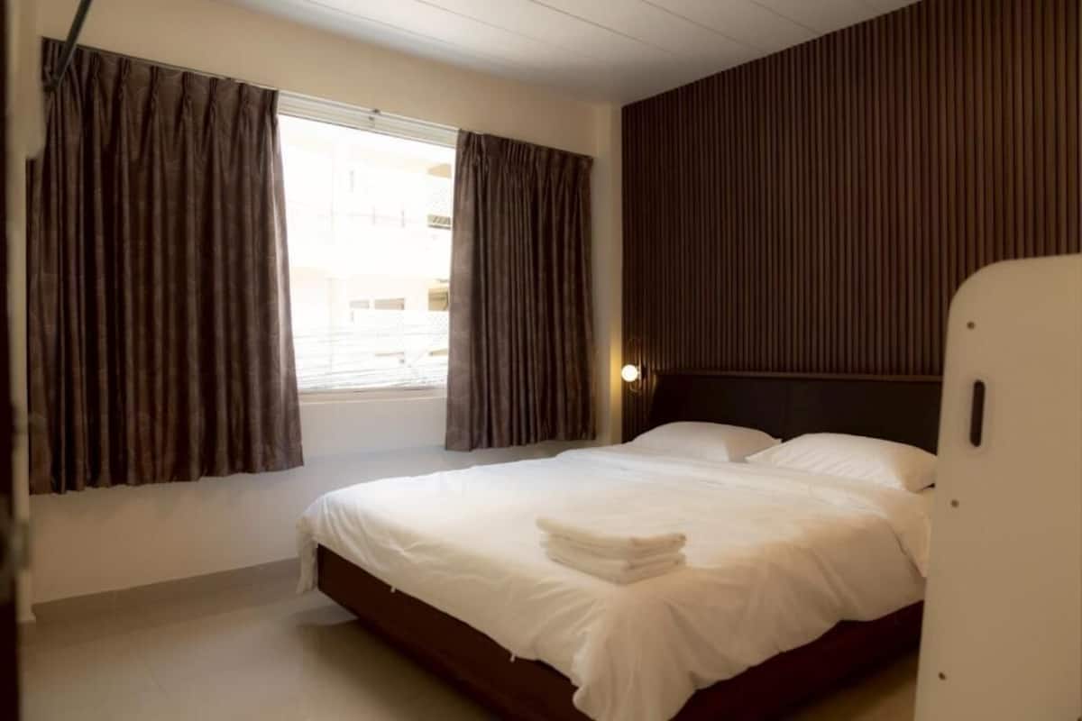 Family Suite, Balcony, City View | Desk, free WiFi