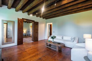Luxury Suite, Balcony, Park View | Living area - Il Salice B&B Country LUxury (Veneto)