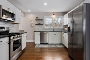 Private kitchen - Cozy 3BR w/ Fenced Yard Near Downtown OP (Overland Park)
