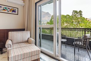 Deluxe Single Room, 1 King Bed, Balcony, River View | Living area - The Himalayan Residency (Rampur)