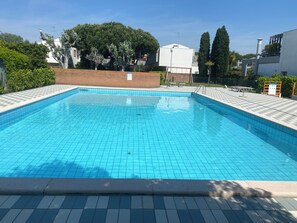 Pool - Spacious house separate entrance, private garden pool and close to the sea (Lido di Jesolo)
