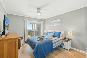 3 bedrooms, free WiFi, bed sheets - PELICANS WATCH 322 - Short Walk to Beach (Myrtle Beach)
