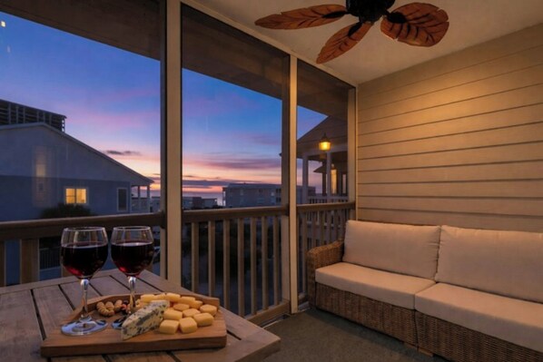 Outdoor dining - PELICANS WATCH 322 - Short Walk to Beach (Myrtle Beach)