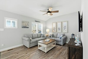 Televisión y impresora 