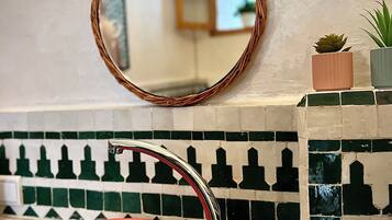 Savon, papier toilette