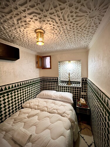 Artisanat cozy studio medina