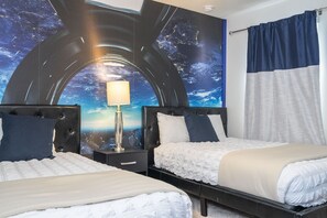 Iron/ironing board, WiFi, bed sheets - Last Minute Disney! Private Pool, Hot Tub, Game Room & Themed Bedrooms. Book Now! #119407 (Orlando)