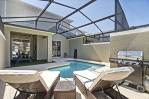 Property grounds - Last Minute Disney Getaway! Townhouse with Private Pool. Book Now! #136707 (Orlando)