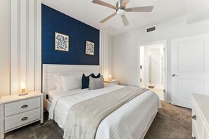 2 bedrooms, iron/ironing board, WiFi, bed sheets - Last Minute Disney Getaway! Luxury Condo with Private Balcony. Book Now! #154617 (Orlando)