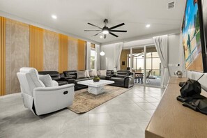 Interior - Last Minute Disney! Private Pool, Hot Tub, Game Room & Themed Bedrooms. Book Now! #150123 (Orlando)