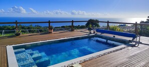 Piscine extérieure, piscine chauffée