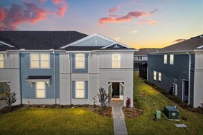 Exterior - Last Minute Disney Getaway! Private Pool & Themed Bedrooms. Book Now! #153069 (Clermont)