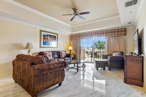 Smart TV - Last Minute Disney Getaway! Luxury Condo with Private Balcony. Book Now! #116355 (Orlando)