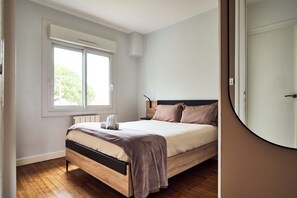 2 Schlafzimmer, Bügeleisen/Bügelbrett, kostenloses WLAN