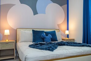 3 bedrooms, iron/ironing board, WiFi, bed sheets - Last Minute Disney Getaway! Townhouse with themed bedrooms. Book Now! #127367 (Orlando)