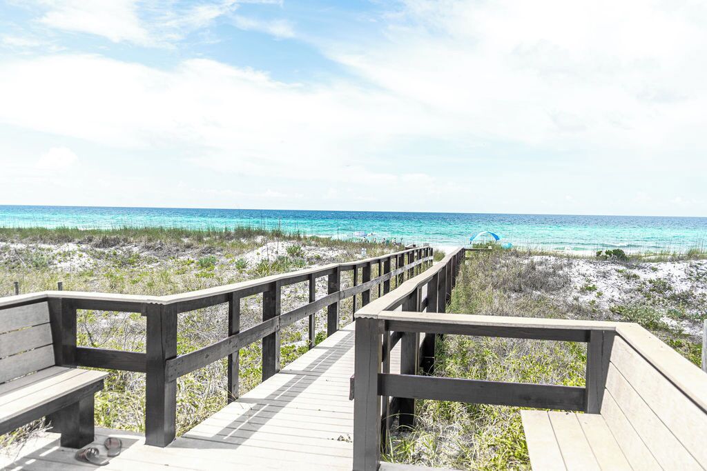 Sun-loungers, beach towels