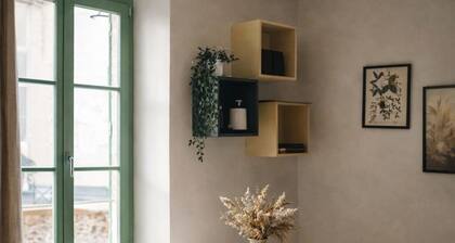 Studio Cosy & Design â Coeur de Ville, Calme et Confort Pro